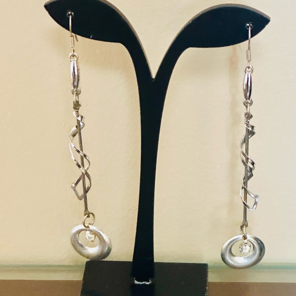 Free With Any Purchase!! New Elegant Silver Dangle Earrings